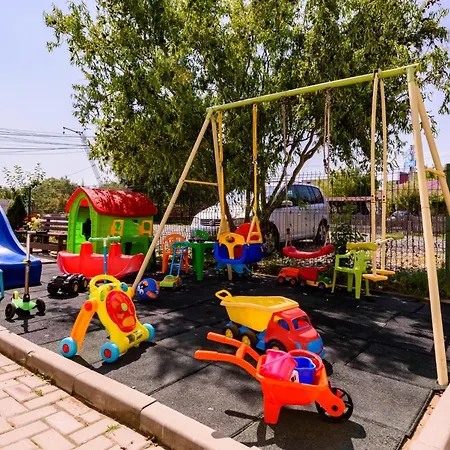 Vilele Violeta بيت ضيافة Năvodari